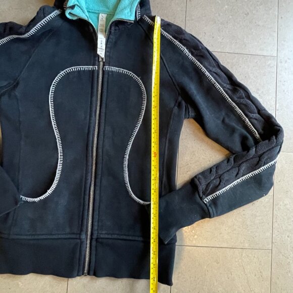 Lululemon Special edition cable knit Scuba Zip Hoodie-Size 2 - Picture 10 of 13